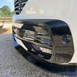 2Pcs/Set A Style Front Splitter Lip WITH RADAR HOLE For VW T6.1 Transporter 2019-2021 Gloss Black