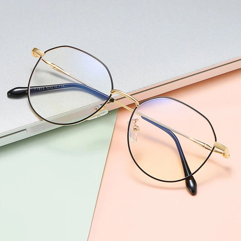 

Retro Polygon Metal Frame Glasses For Man and Woman Fashional Anti-Blue Light Optical Eyewears