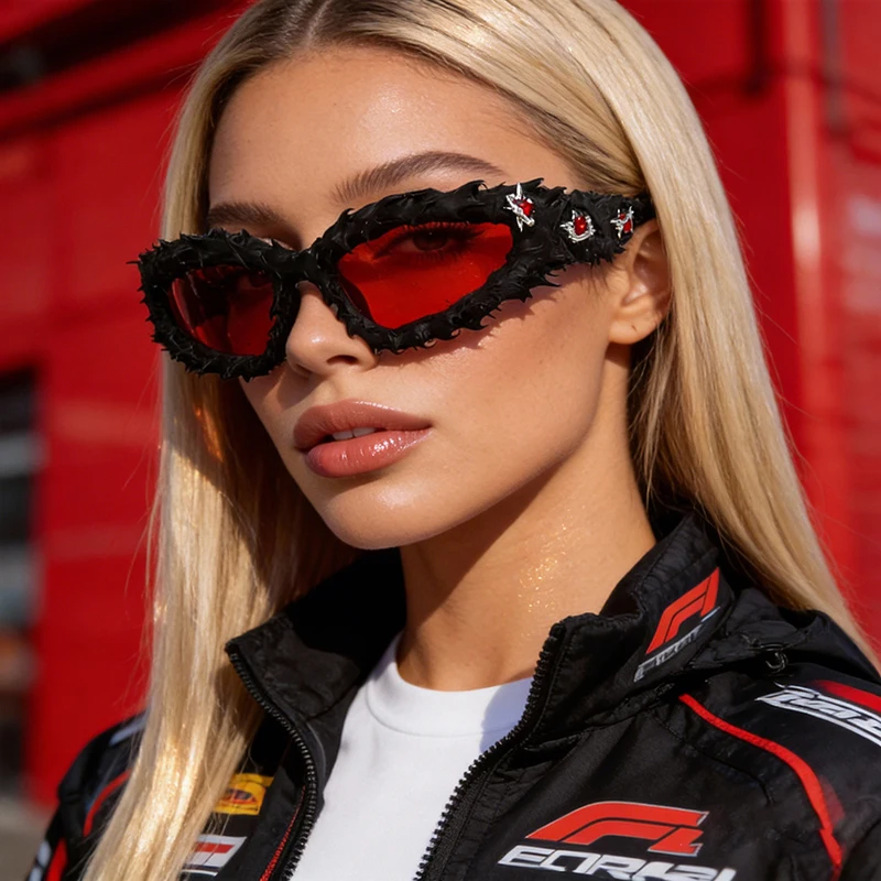 

New Punk Fashion Trendy Personalized Small Frame Sunglasses Men Women Handmade Black Gum Toothed Diamond Drop Glue Sunglasses