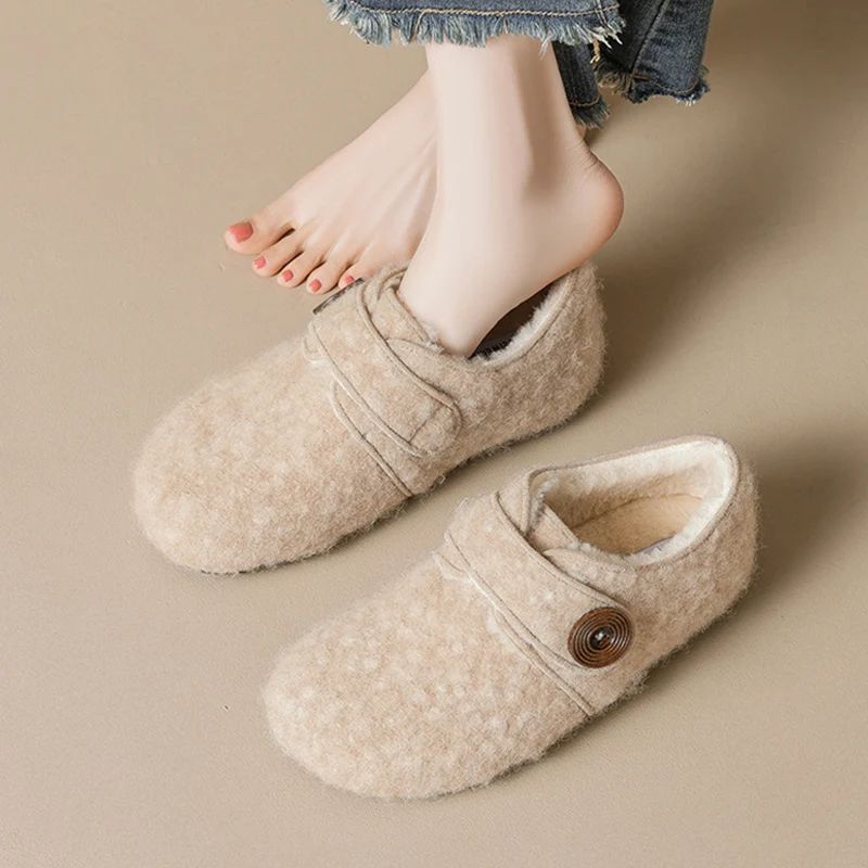 

Soft Winter Fur Shoes Women Loafers Warm Plush Flat Fashion Brand Ladies Shoes Beige Yellow Plus Size 42 D772