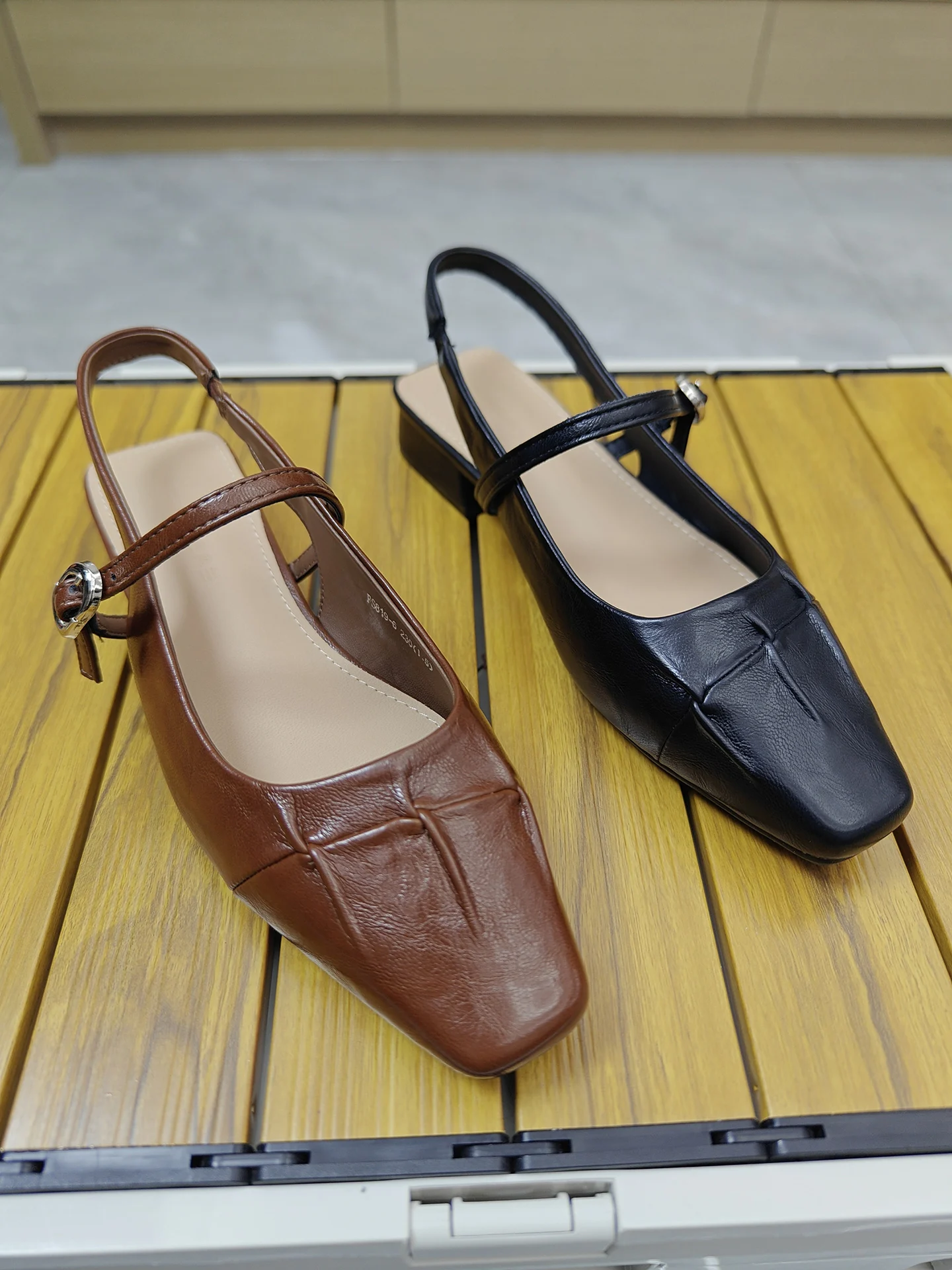fashionable-women's-open-toe-sandals-2026-new-style-mary-jane-shoes-buckle-design-outdoor-wear-ultra-fiber-leather-inner