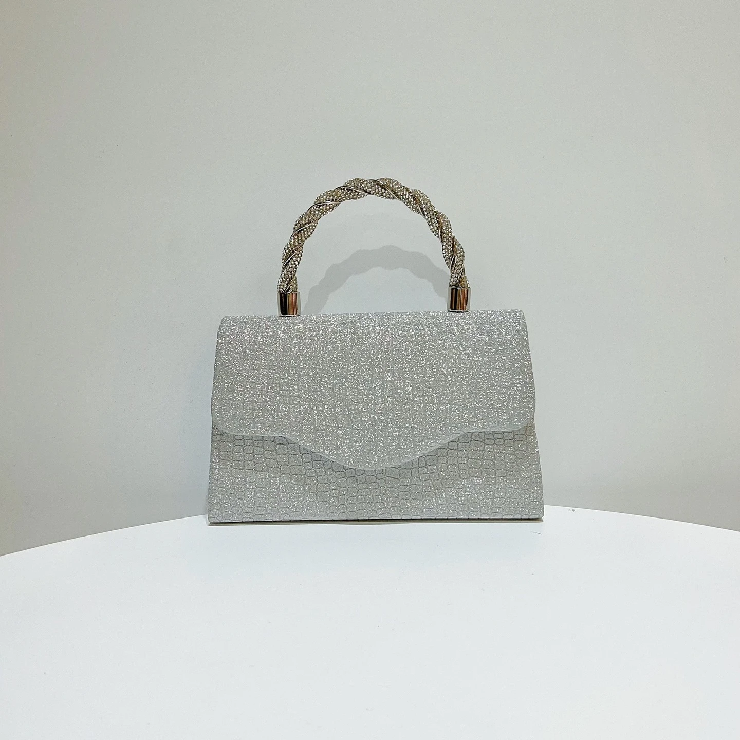 

Elegant Bright Silk Evening Bag for Women Fashion Clutch Chain Shoulder bags Luxury Purse Wedding Party Handbag Female Pouch
