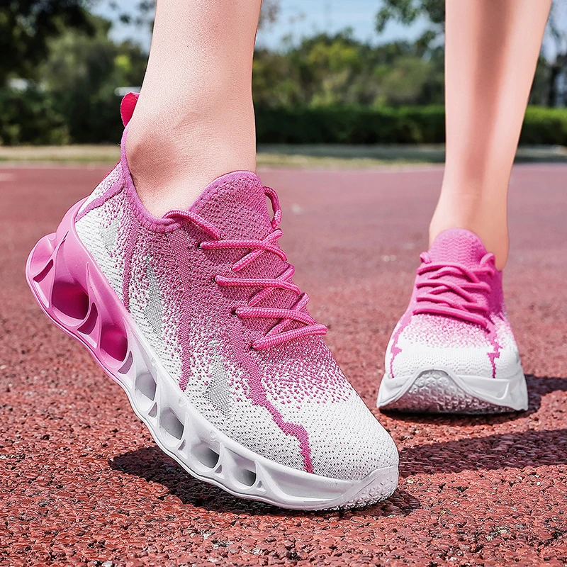 

ELUVA Unisex Running Shoes Men Women Lightweight Mesh Breathable Comfortable Flat Soft Tennis Shoes Summer Lace-up Sneakers Man