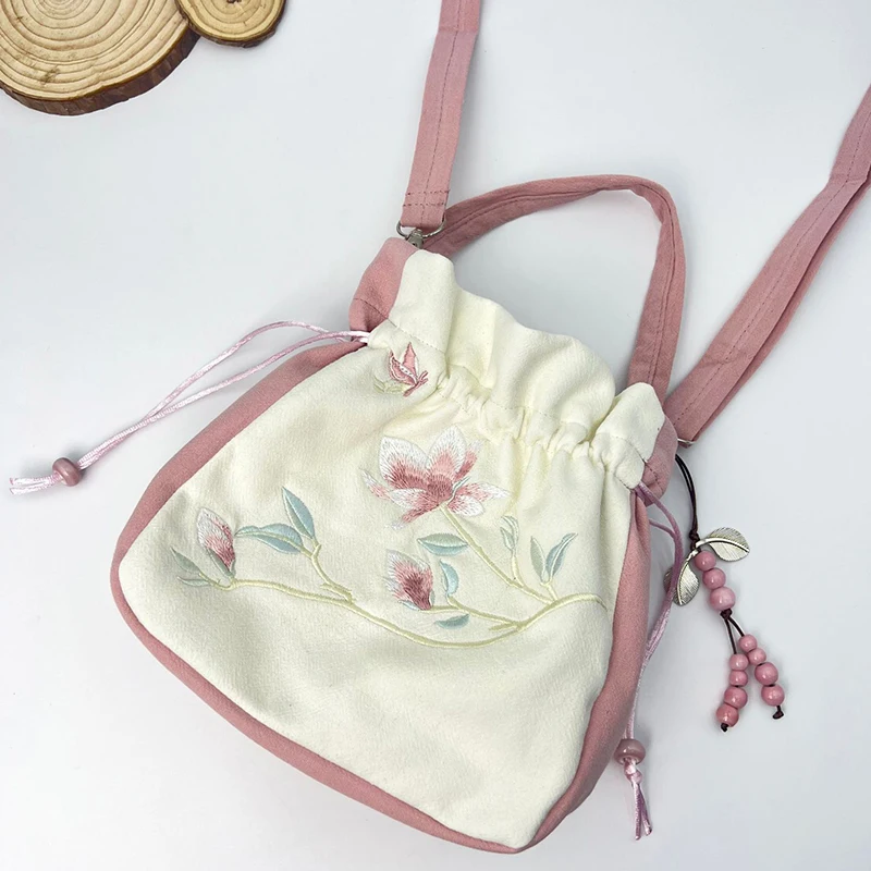 Antique Women\'s Literature and Art Embroidered Flower Bunch Mouth Tassel Hanfu Handbag Shoulder Bag for Cosplay Daily Life