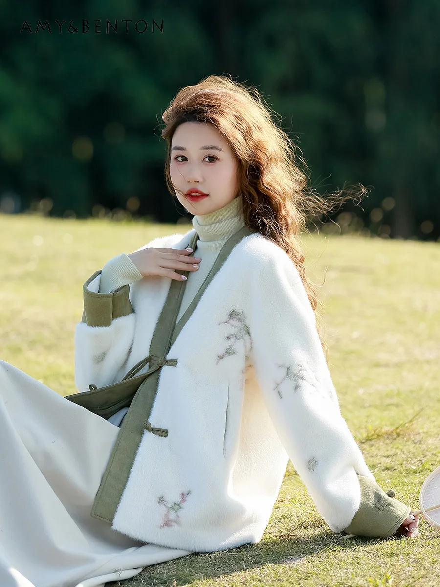 

2025 Autumn Winter New Chinese Style Plant Print Round Neck Single-Breasted White Green Pink Patchwork Furry Coat