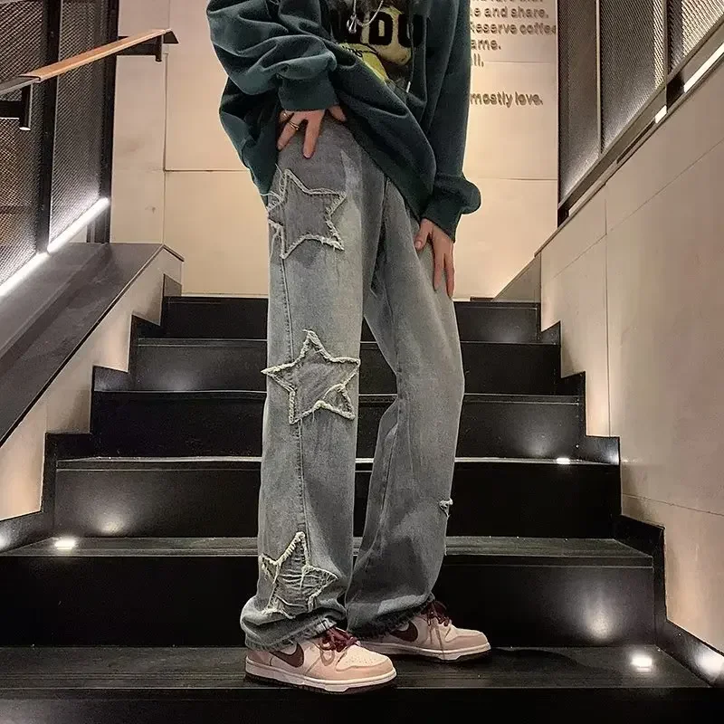 جينز رجالي عصري موديل 2025 بنطال جينز فضفاض مستقيم من قماش الدنيم موضة الهيب هوب ملابس خروج فضفاضة عتيقة للرجال