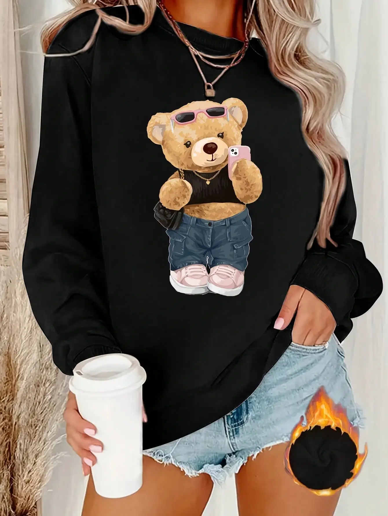 

Женская свободная толстовка с круглым вырезом и стильным принтом в виде медведя, 100% полиэстер, плотность 250 г/м²