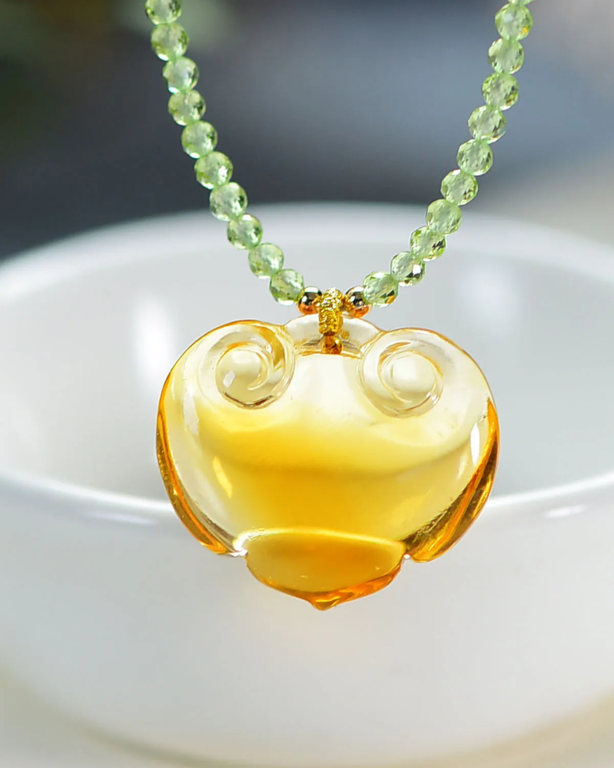 

Natural Yellow Citrine Quartz Bean Pendant Women 33.5*28*24.5mm Wealthy Rare Bead Necklace Jewelry AAAAA