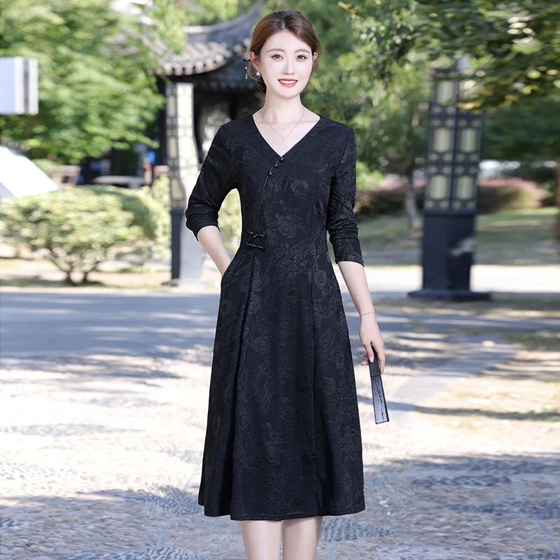 중년 노인 여성을위한 우아한 유행 가을 드레스 느슨한 핏 슬리밍 긴 소매 어머니의 플러스 사이즈