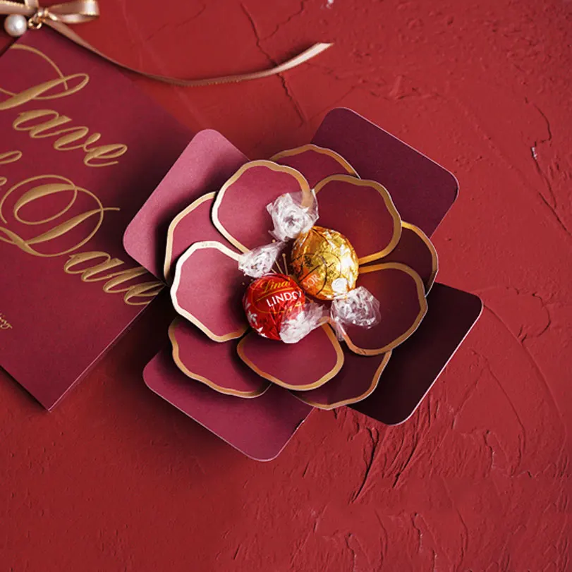 Gules Petal Chocolate Candy Boxes Hand-made Flower Mysterious Gift Box Packaging Event Valentine's Day Propose Party Decoration