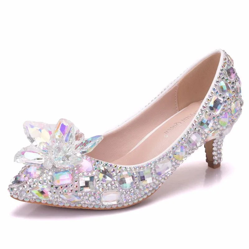 Nuevos Zapatos de Tacón Alto para Mujer, Zapatos de Novia con Pedrería, Punta Puntiaguda, Deslizables, de PU, Tacón Fino de 5 cm, Elegantes para Banquete, Color Blanco