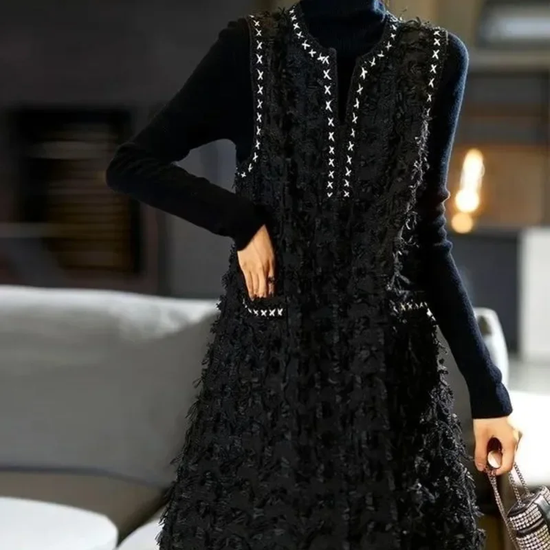 

Женское платье-трапеция на молнии, с V-образным вырезом, без рукавов