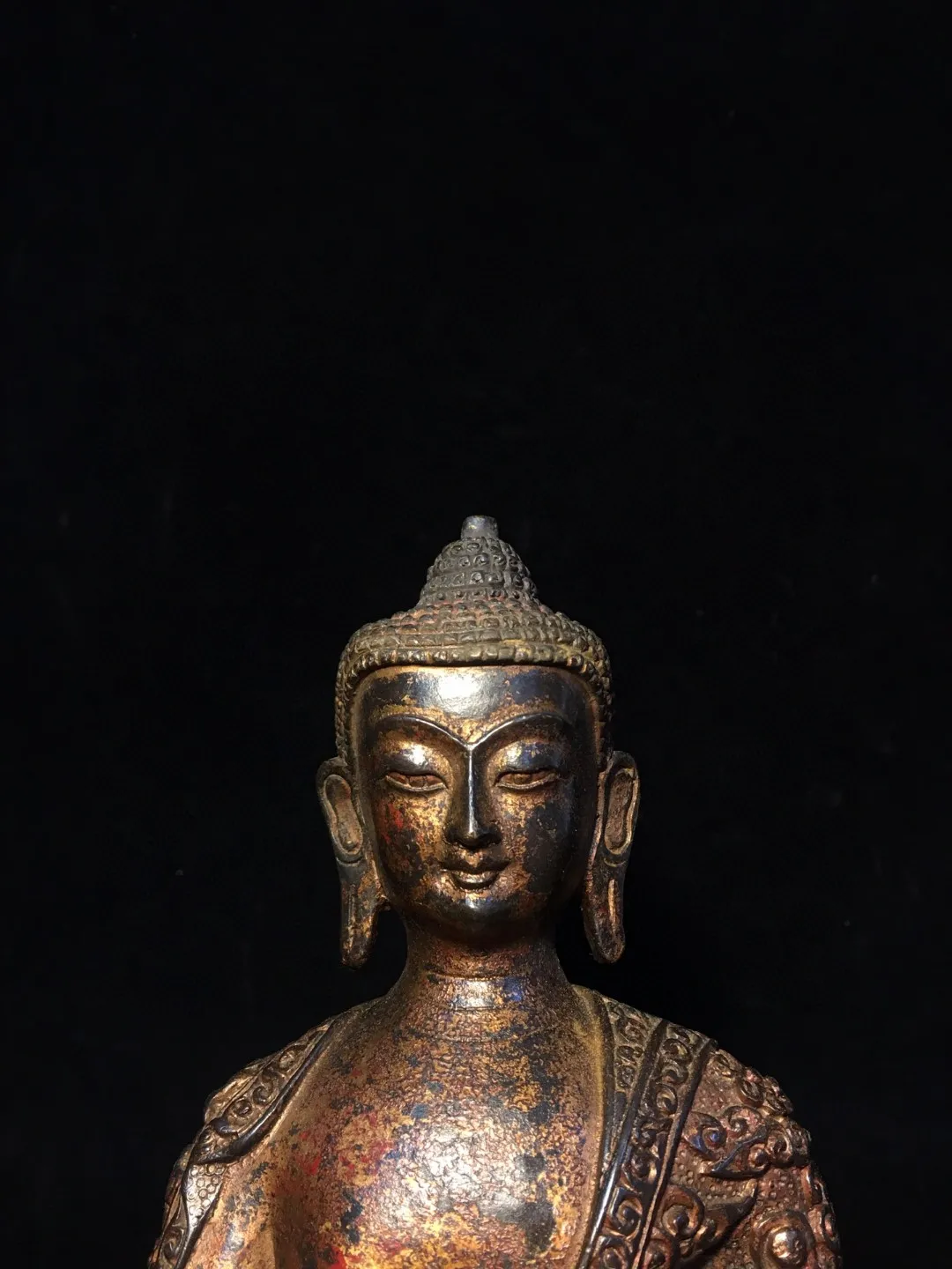 Tibetan Old Yellow Copper Buddha Pure Copper Mud with Gold Stripped Vermilion Sand Painted Buddha Statue of Shakyamuni Buddha De