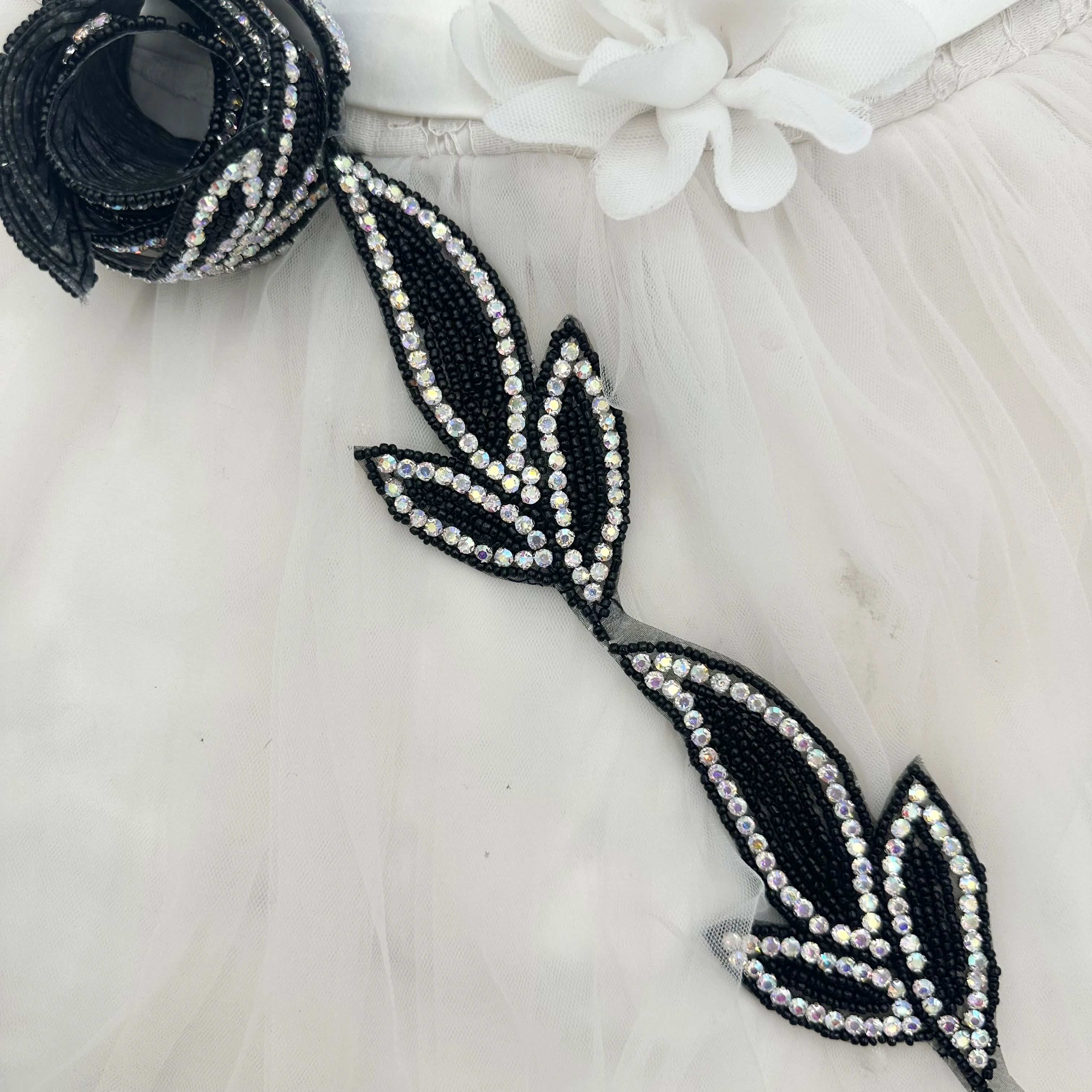 Perles noires en forme de feuille, accessoire de robe de soirée en cristal, bijoux de mode à coudre soi-même pour vêtements de fête et sacs à main