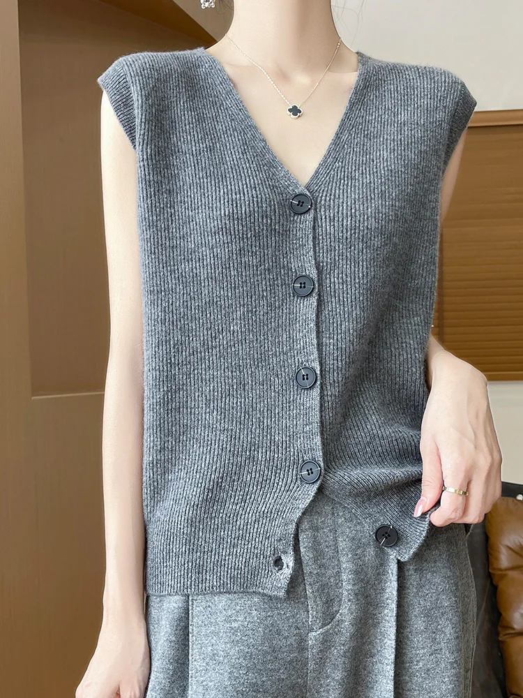 

New Chic Women 100% Merino Wool Waistcoat Sweater Autumn Winter Sleeveless Buttoned Cardigan Office Lady Style Cashmere Knitwear