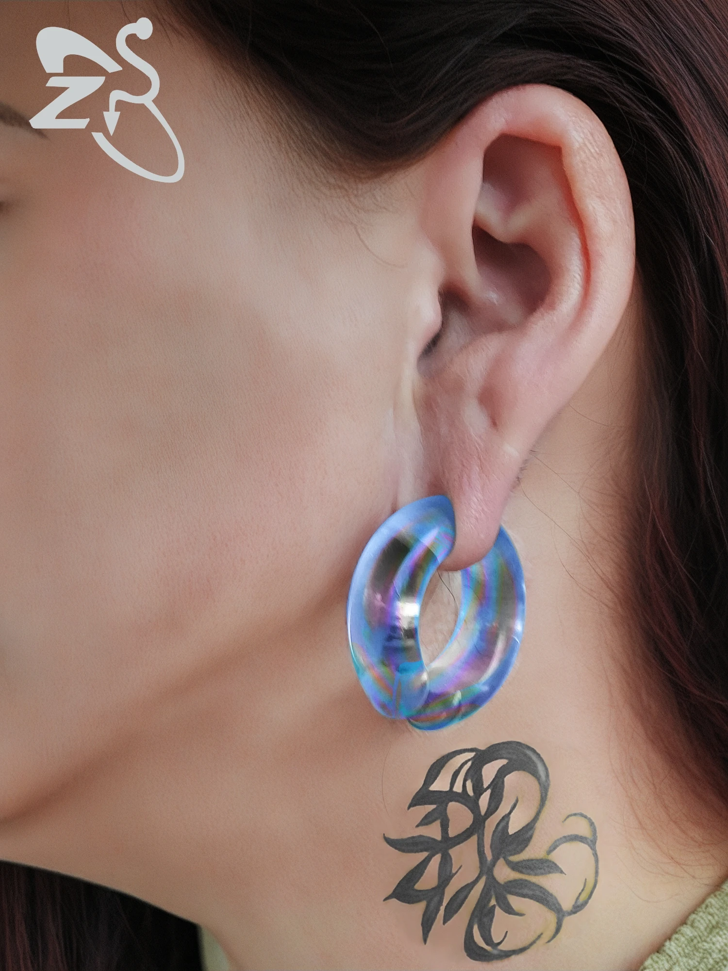 ZS 1PC 8-12mm Glass Ear Tunnels Plugs Apers And Tunnels Blue Pink Color Ear Stretching C Shape Ear Gauges Body Piercing  Jewelry