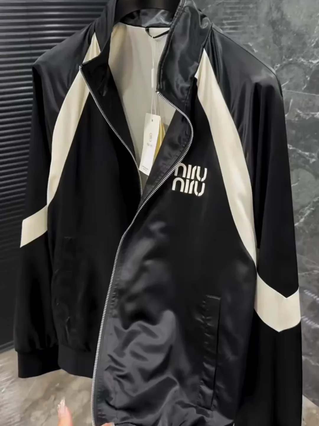 

Spring Autumn Men's Stand Collar Jaet High Quali Busin Simple European Faion Trendy Outerwear Slim Fit Antibacterial