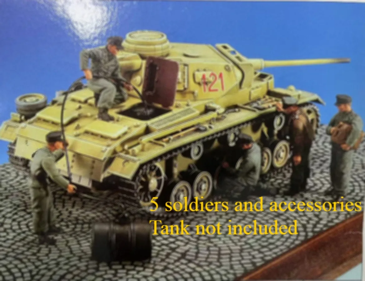 

1/35 Resin Figure Model Kit Military Miniatures 5 Soldiers and Accessories Refueling Operation Unassembled& Unpainted 883 Toys