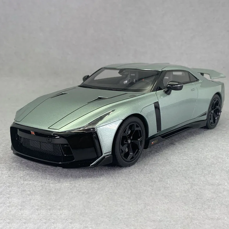 

GT Spirit 1:18 Scale Nissan GTR R50 Resin Car Model Collection Souvenir Display Ornaments Vehicle Toy Gift