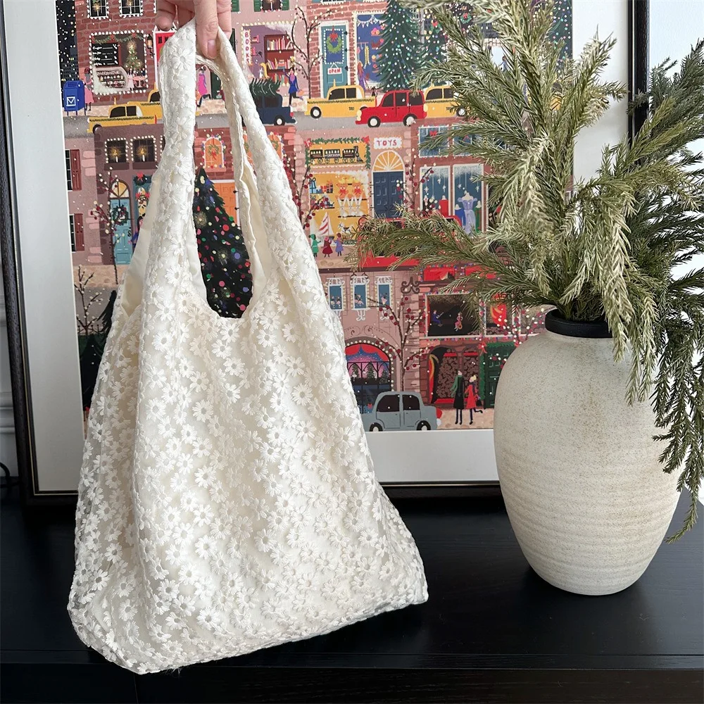 Sweet Daisy Flower Shoulder Bag Pastoral Style Underarm Bag Bohemian Handbag Lightweight Nylon Mesh Hollowed Vest Bag Girls