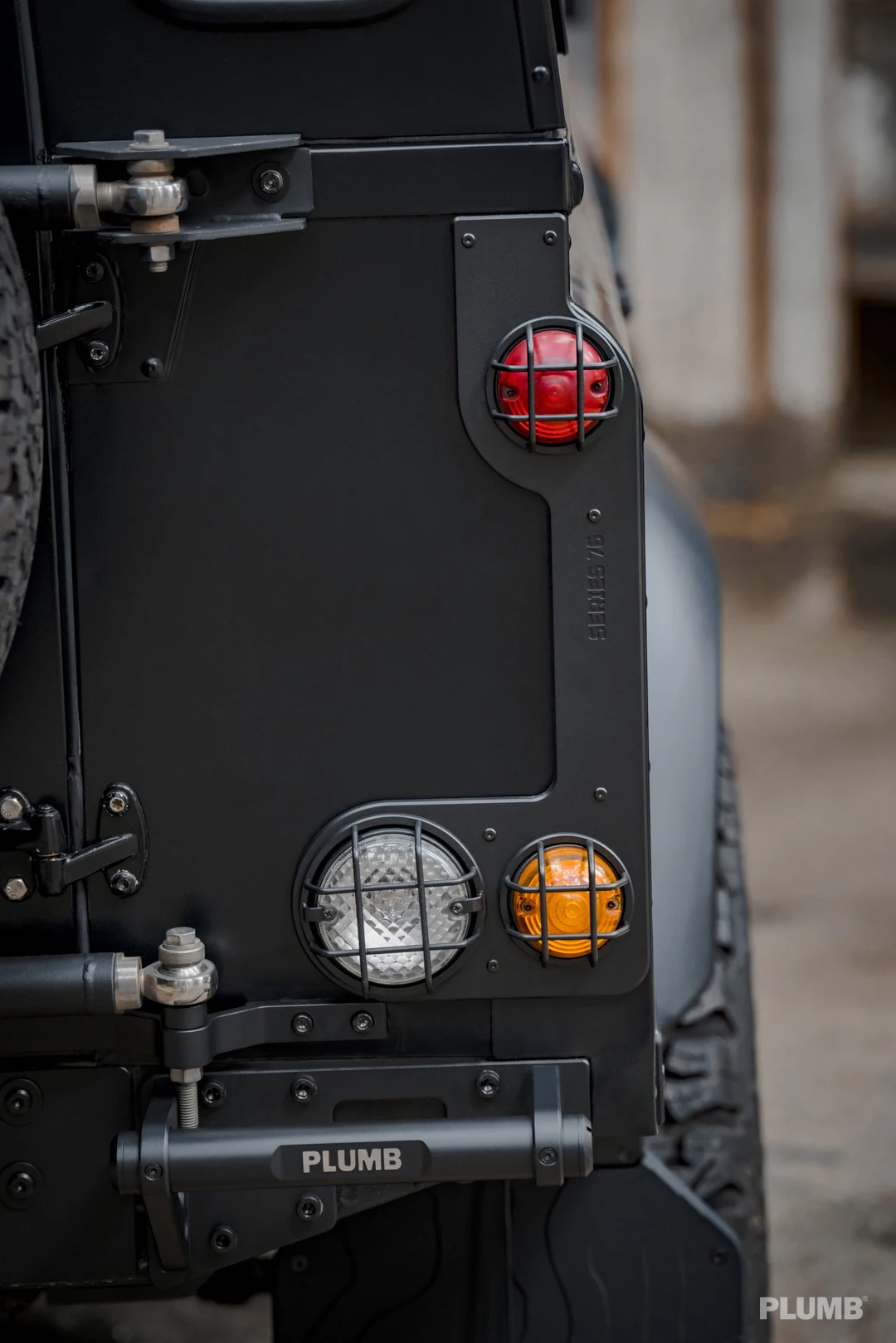 TLF PLUMB 76-Serie für Rücklichtabdeckung. Material: Aluminium für De 90/110/130