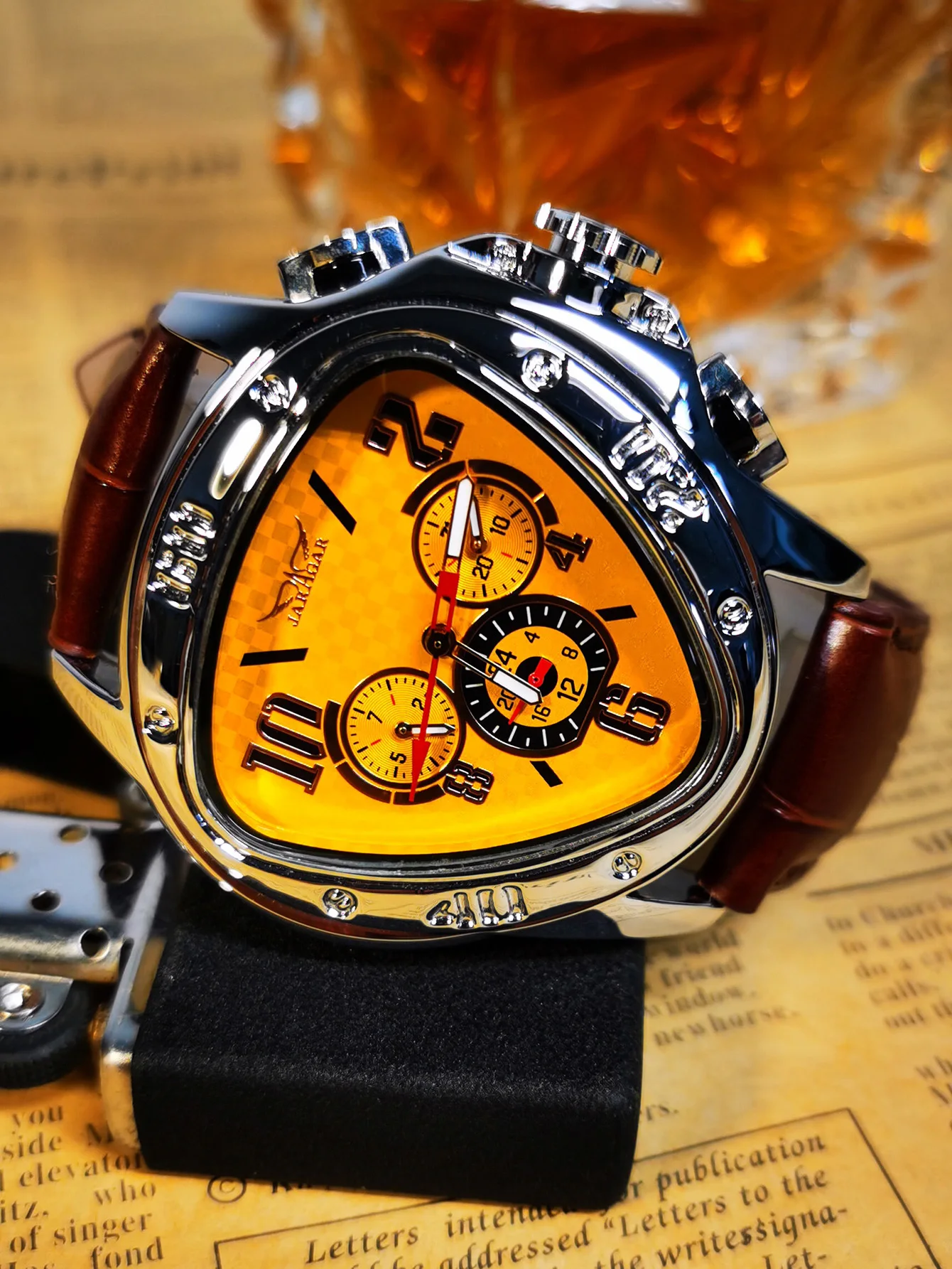 Jaragar Triangle Sports Watche - Watch Triangle Luxury recension och pris