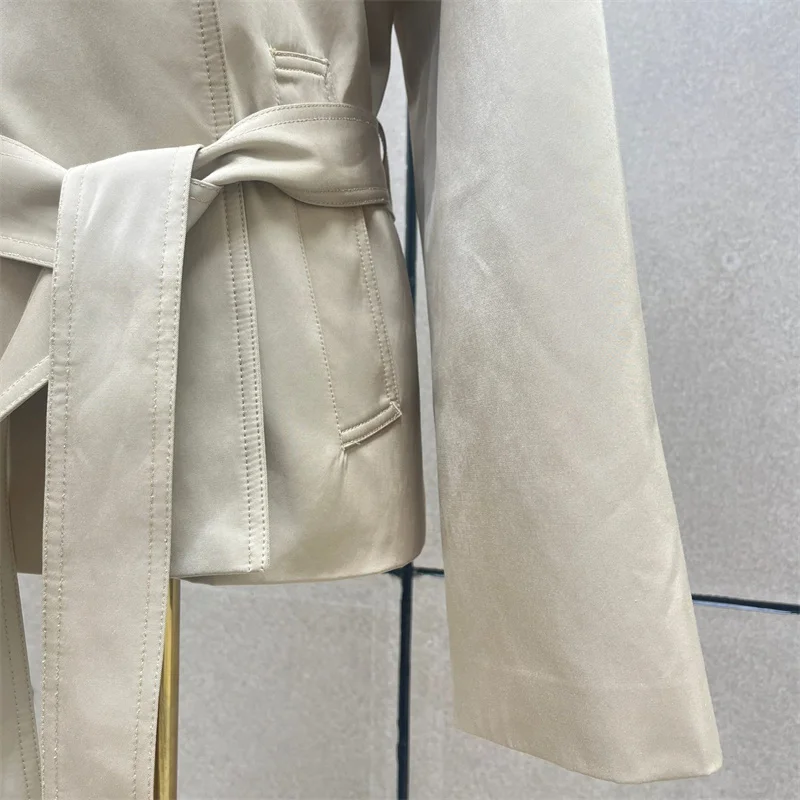 レディースウィンドブレーカー 新作 アシンメトリー スリムフィット レディースジャケット 秋2025 ベルト飾り コットン レディースコート y2k アウターウェア