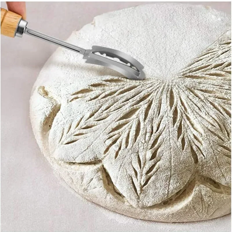 Bread Lame with 5 Blades Bakers Lame Slashing Tool Dough Making Slasher Baking Sour Bread Starter Jar Scoring Knife Razor Cutter