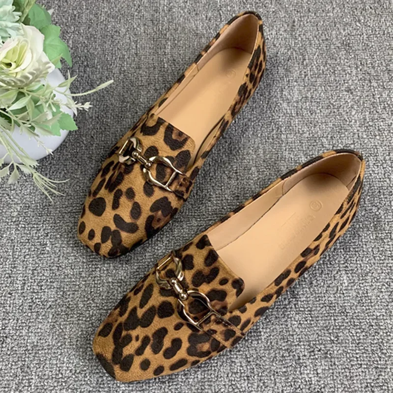 Women Sexy Leopard Brown White Flats Square Toe Wide Fitting Moccasines Ballet Slip-On Metal Chain Loafers 32-45 22cm Chaussures