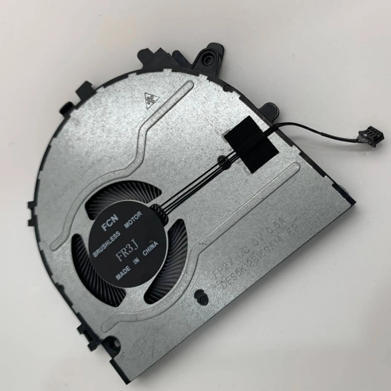 for Lenovo Ideapad 1-14AMN7 1-15ADA7 1-15AMN7 82R0 82R1 Laptop CPU Cooling Fan