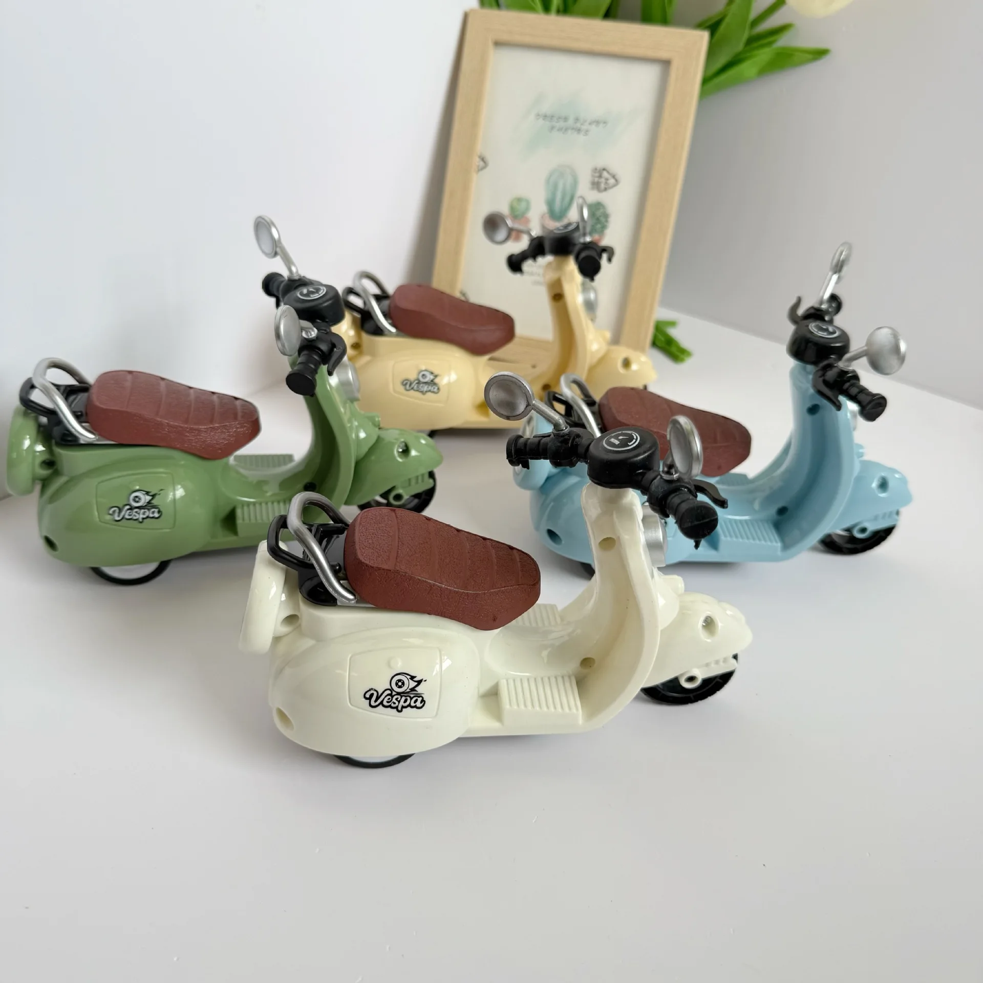 دمية Labubu الكهربائية الصغيرة دراجة نارية labubu إكسسوارات دمي متعة لطيف ألعاب الدمى لتقوم بها بنفسك طفل هدية الكريسماس #2