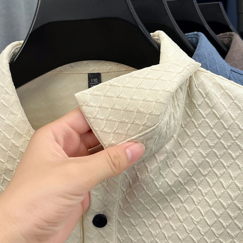 Modisches Herren-Poloshirt für den Herbst, neu, warm, mit Print, originelles, lässiges, einfarbiges Langarm-T-Shirt, bequem für den Alltag, Bürokleidung für Herren. – Detail 11