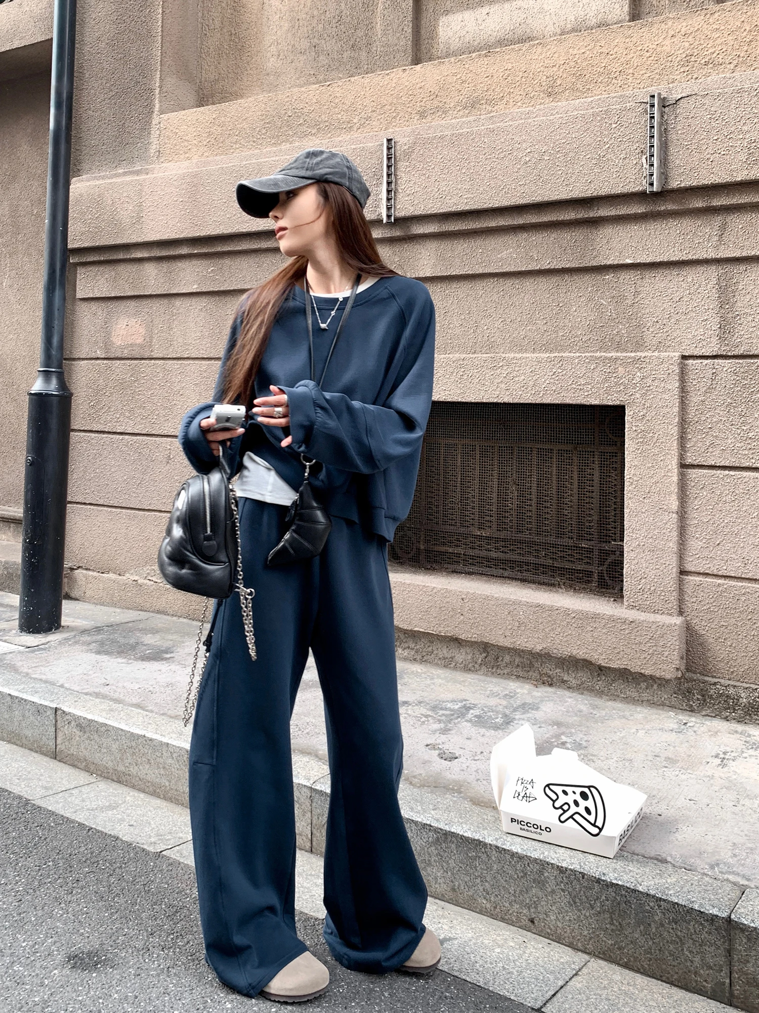 

Свободный комплект спортивной одежды для женщин, модный свободный дизайн, толстовка и брюки-ножи, повседневный синий наряд из двух предметов, хлопковый длинный све