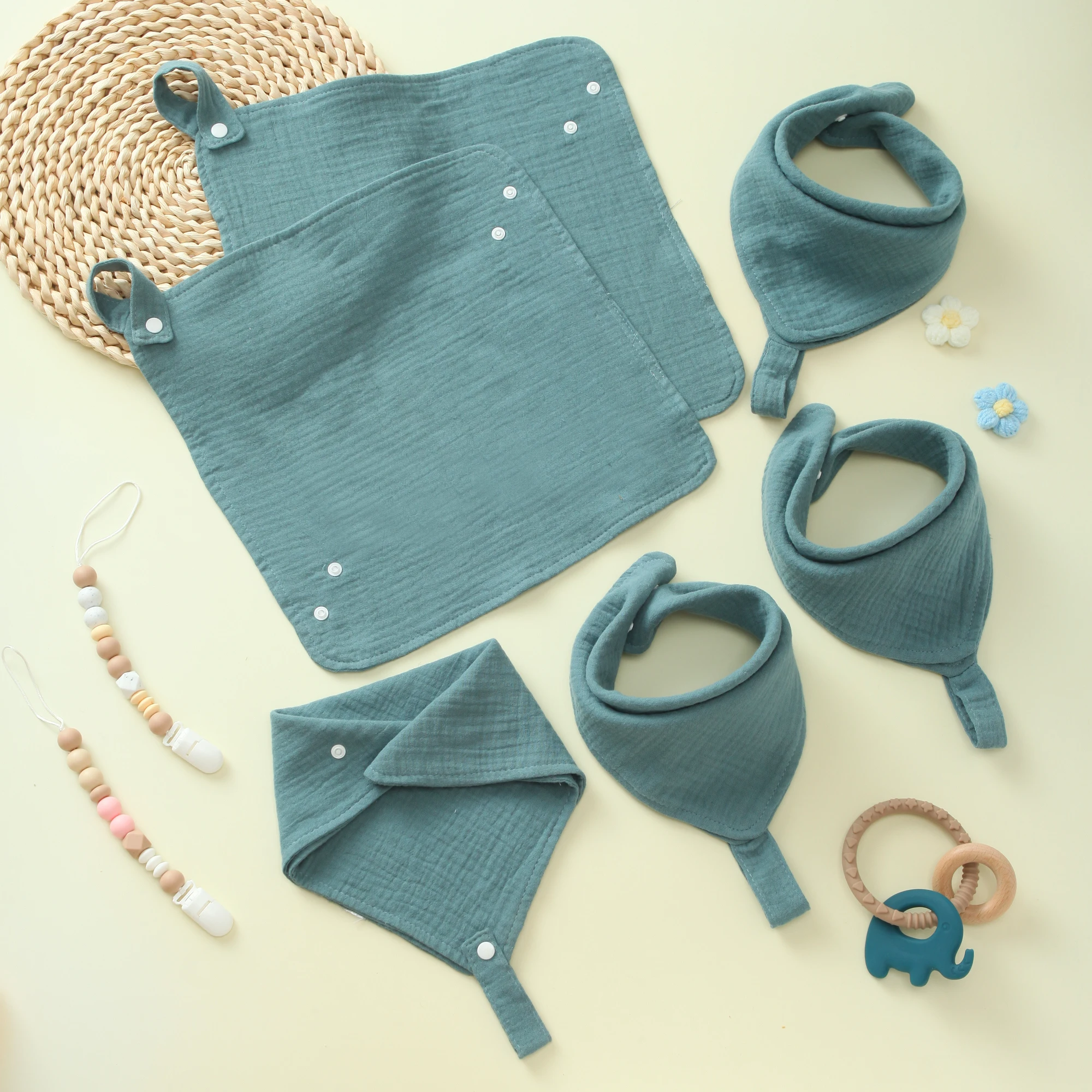 

6 штук очень мягких детских нагрудников квадратной формы для мальчиков и девочек, впитывающие нагрудники для новорожденных при выделении слюны, прорезывании зубов, кормлении (светло-голубые)