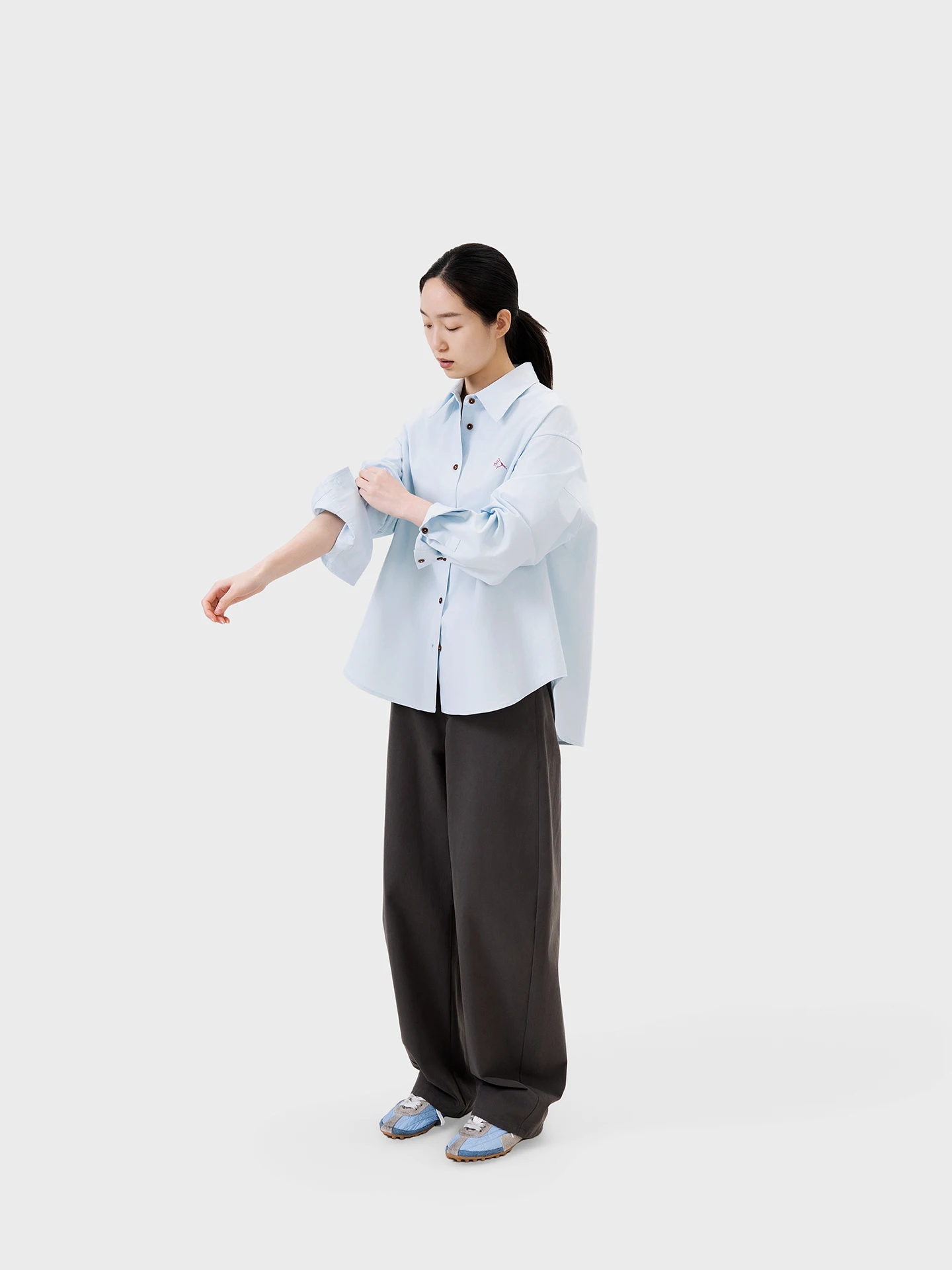 

Ele Embroidered Cotton irt 00% Cotton Simple Sle Loose Fit Long Sve Women's Cardigan Breathable Skin-Friendly