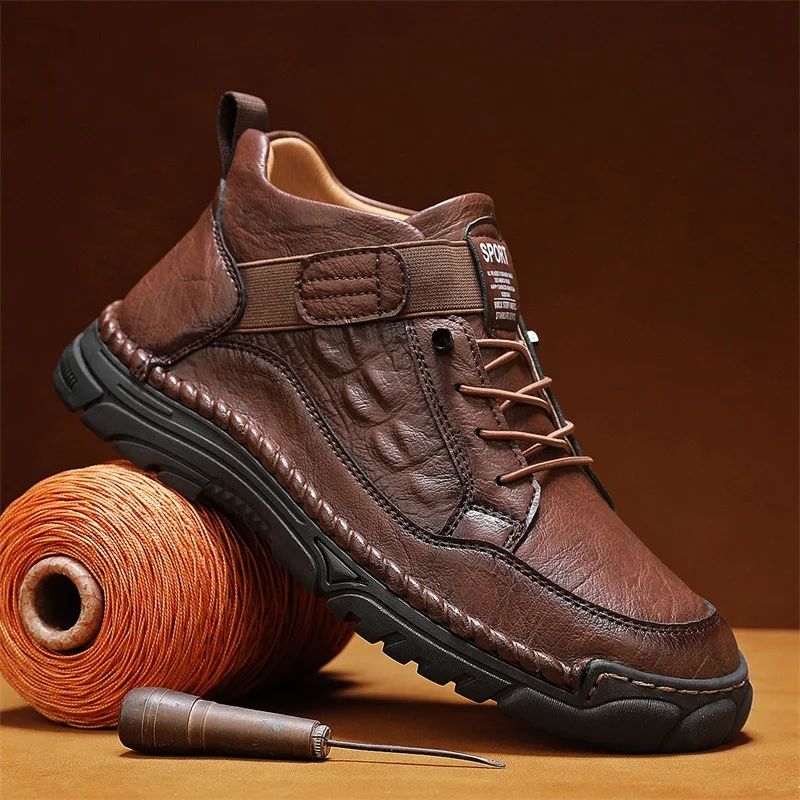 Plus Size Hand Sewn Men's Chelsea Boots Thick Soled Outdoor Casual Men's Snow Boots