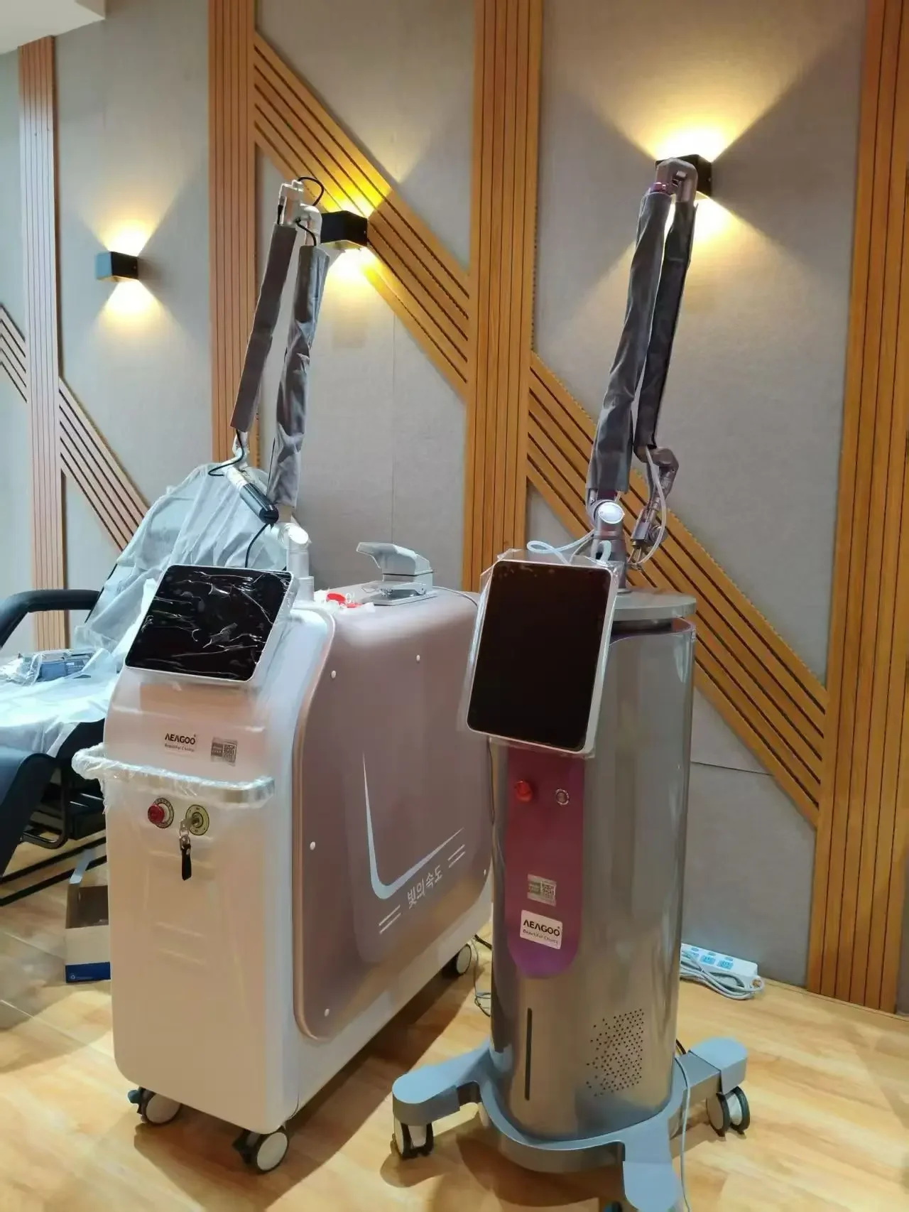 New Fractional Laser Machine Professional Portable Co2 Bison Device 4d Fotona Mini Skin Gestational Mark Treatment Device Salon