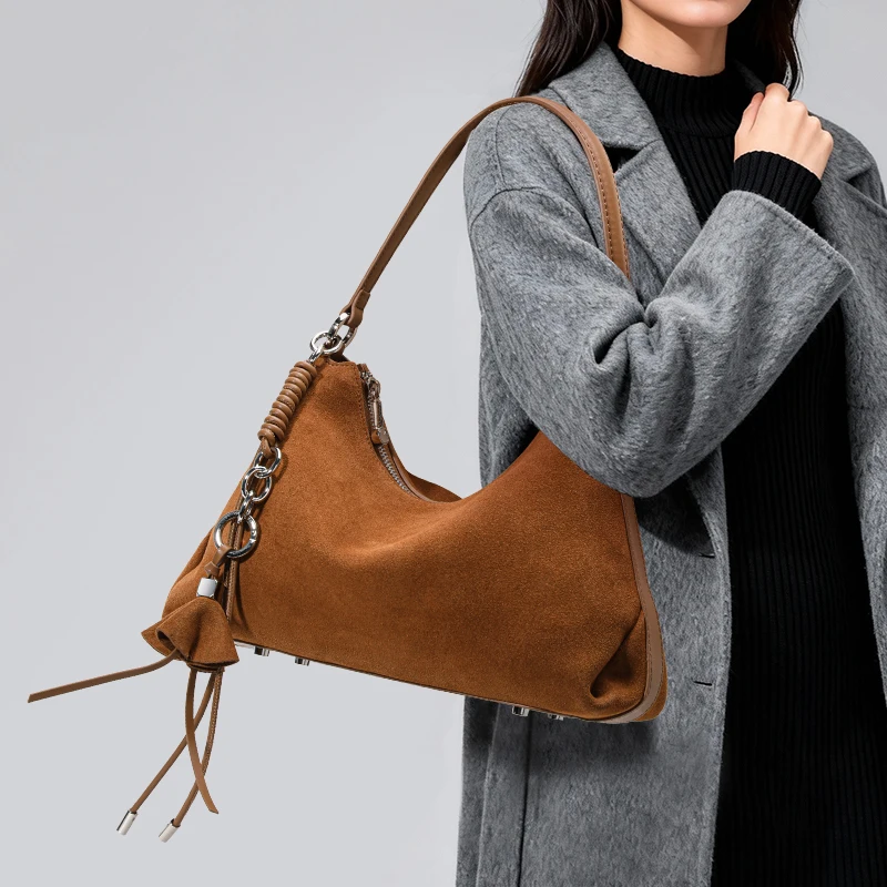

Vintage frosted cowhide underarm bag for women, new 2026 large-capacity hobo bag with tassel shoulder bag