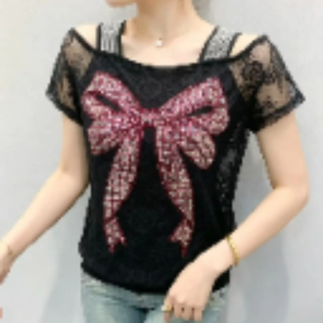 2026 Summer New Women's Lace Off-Shoulder Top with Rhinestones, Slim Fit Tummy Control Design, Unique Elegant T-shirt