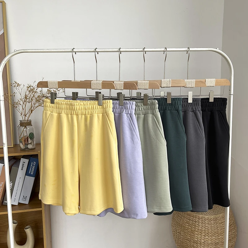 

Летние женские спортивные брюки из ледяного шелка с медным аммиачным покрытием, свободные, повседневные, прямые, длиной до колена, для бега, широкие, для студентов, средней длины...