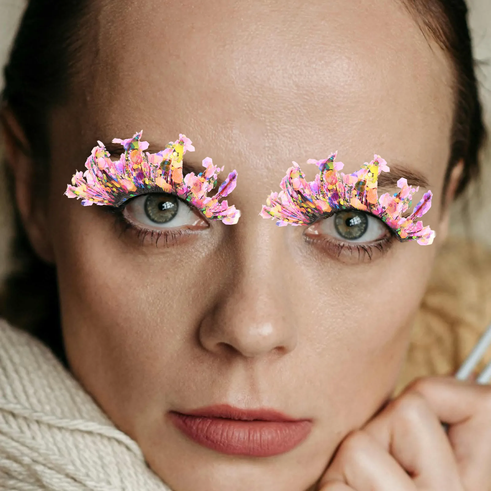 

2 Pairs 3D Glitter False Eyelashes Colored Rhinestone Lashes for Party Stage Cosplay Dramatic Sparkle Makeup Lashes with Color