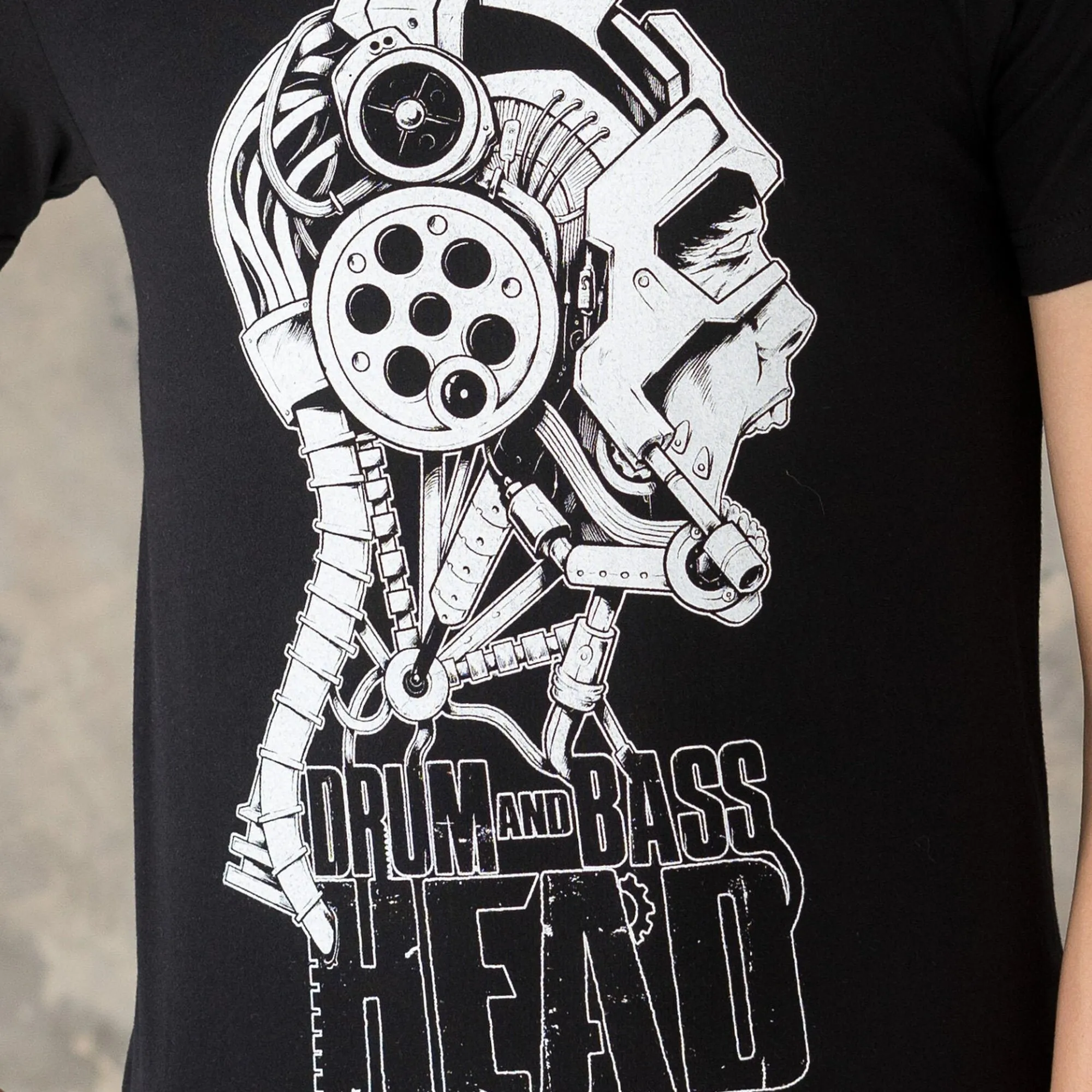 Drum And Bass Head T Shirt Robot Dj Synthesizer Neurofunk Jungle Massive Producer Junglist Dubstep