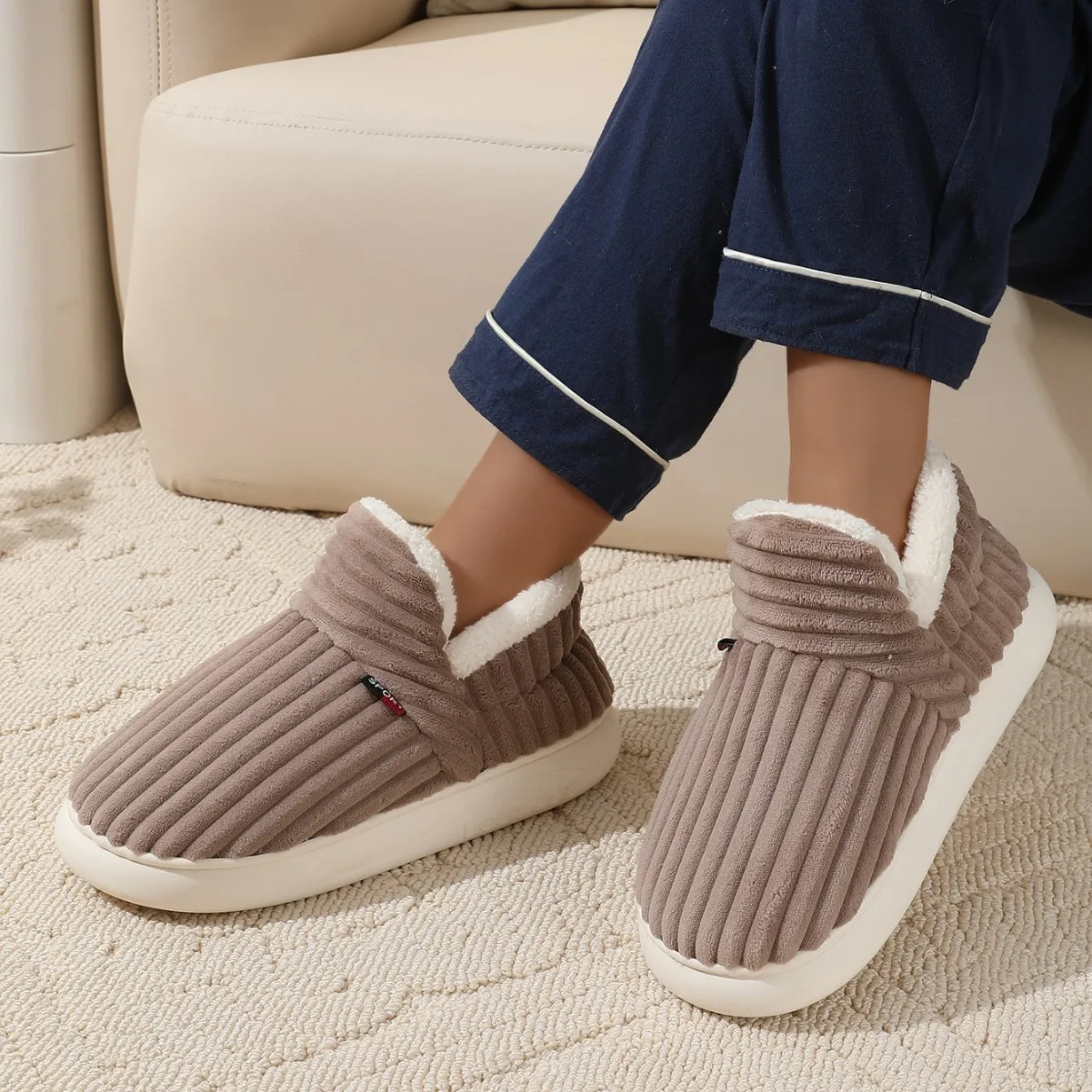2026 Winter Damen Hausschuhe Kurze Plüsch Herren Baumwollstiefel Flauschige Indoor-Hausschuhe Herren Lässige Weiche Pelz-Hausschuhe Herrenschuhe – Detail 14