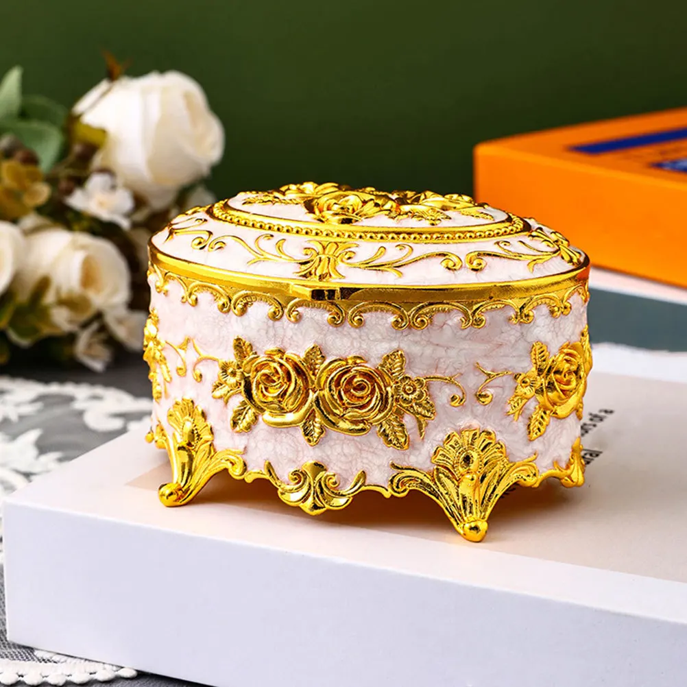 Metal Jewelry Box Oval Shape Vintage Style Jewelry Storage Box Soft Lining Scratch Protection for Rings Necklaces Trinkets