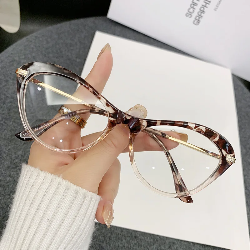 Fashion gradient cat eye frame eyeglasses women's TR90 anti blue light glasses 2025 Computer Reading Eyewears