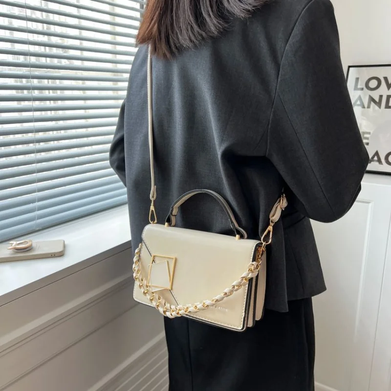 

High-End Women's Tote Bag Made Of Pine Marten-Print Leather Featuring Casual Budapest Famous Lasting Lightweight Look