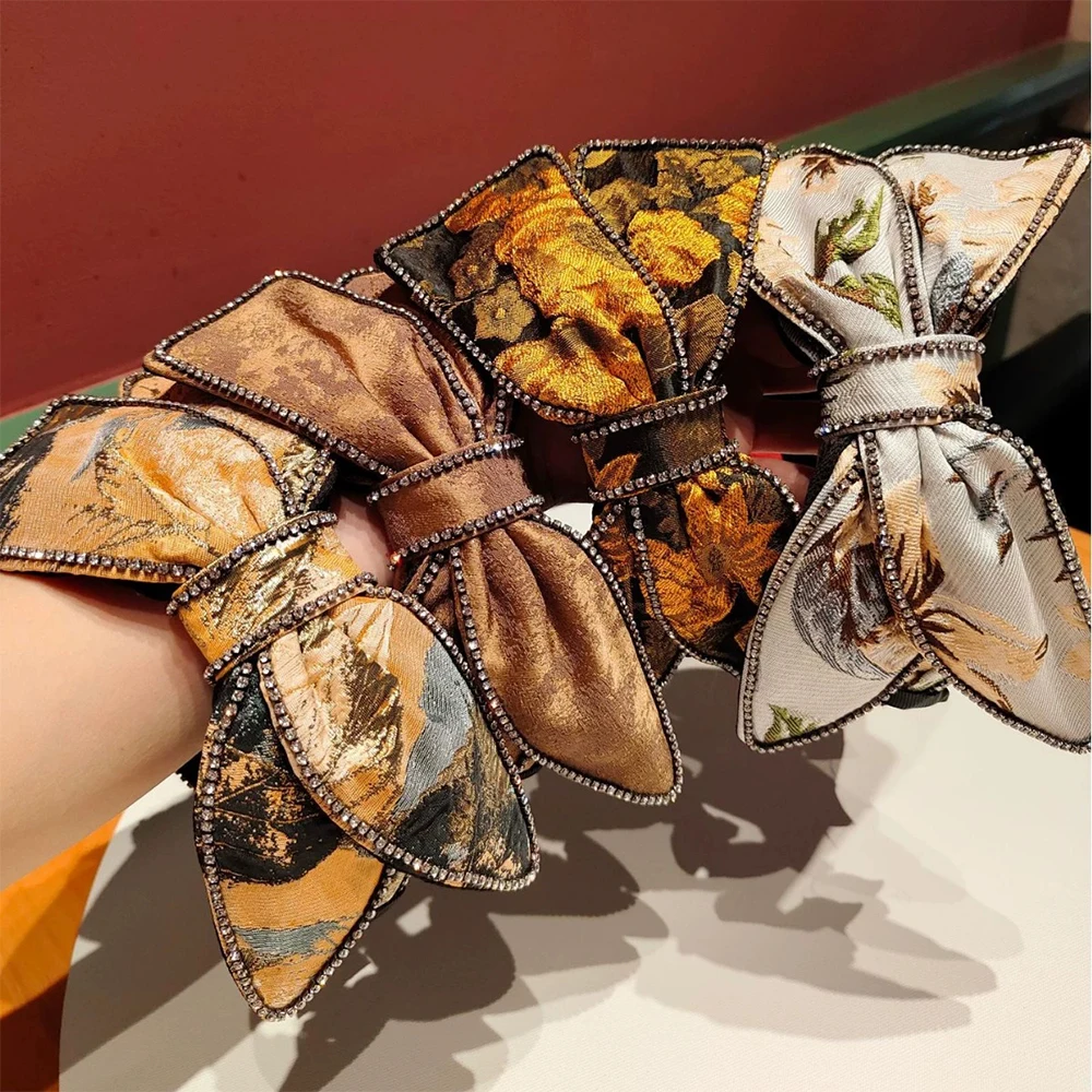 

2025 Winter Vintage Large Bowknot Headband Retro Court Style Knot Hairband Wide Edge Headwear Wholesale