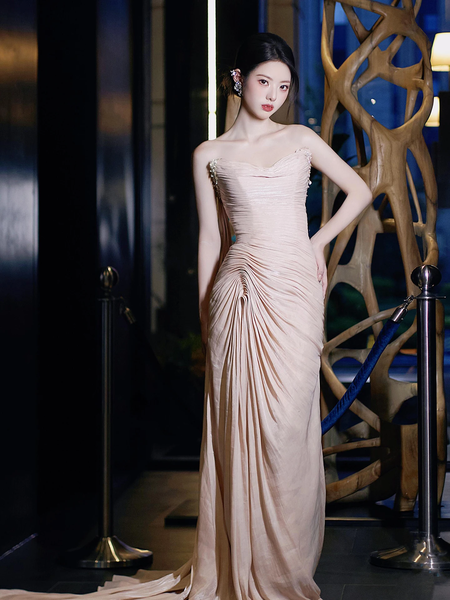 

Розовый утренний халат-платье для женщин: нежный стиль, длинное платье подружки невесты, роскошное, с эффектом облегания на груди, для помолвки и вечеринок