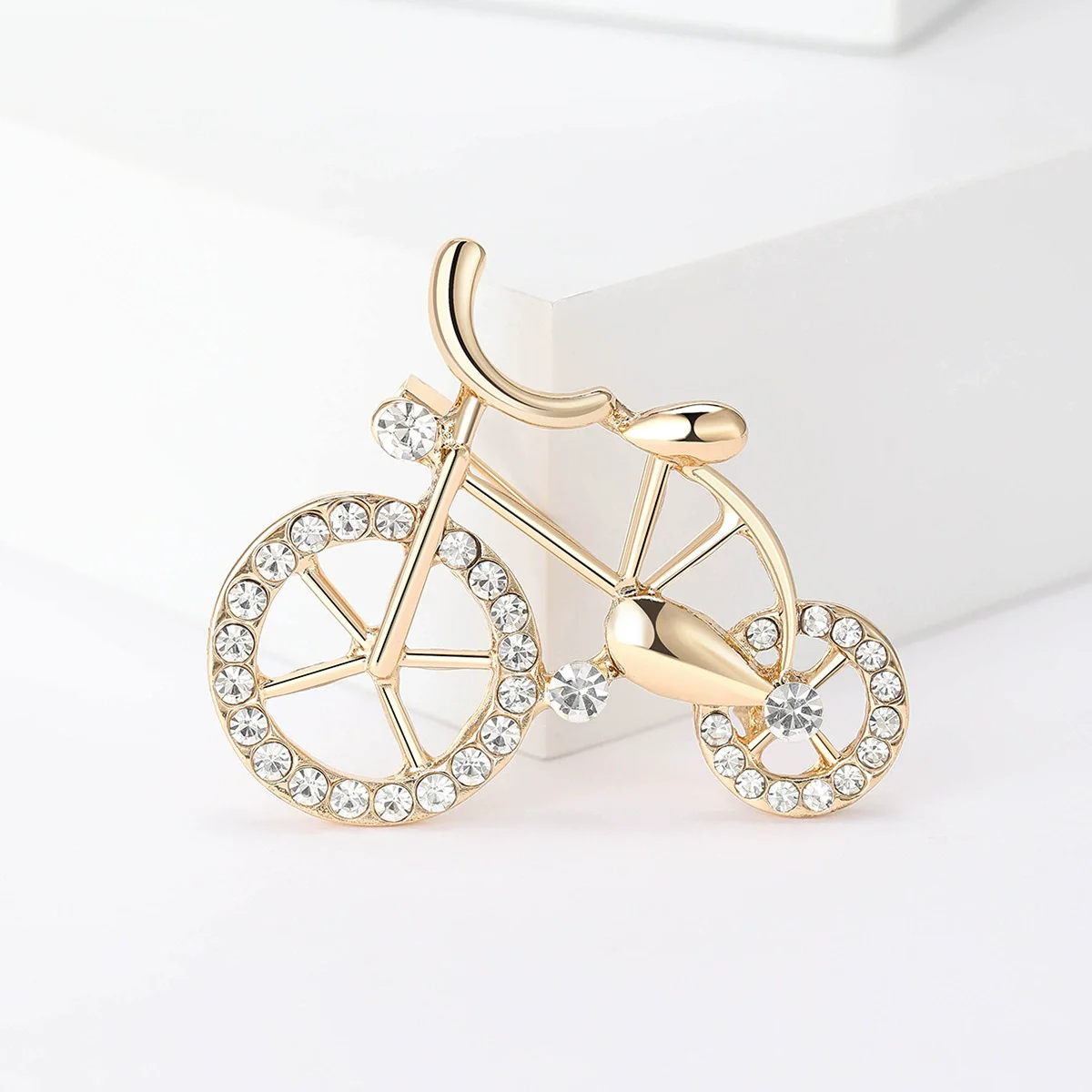 Creative Bicycle Shaped Brooches Colorful Rhinestone Lapel Pins For Women Men Dress Sweater Clothing Decorative Accessories