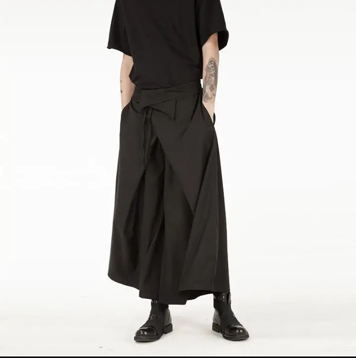 

Fashionable men's new skirt pants men's personalized runway style cropped pants street hip-hop casual Wide leg pants